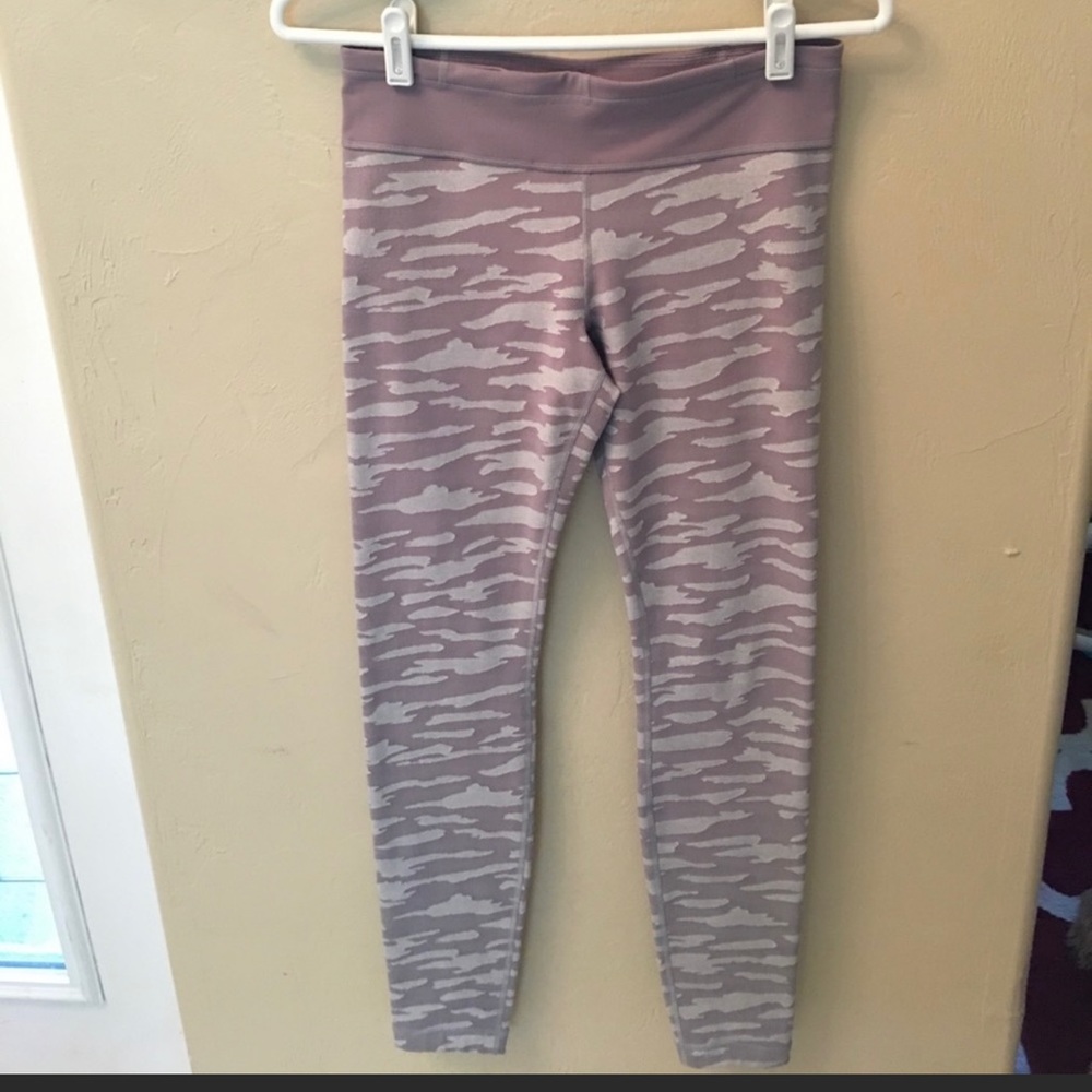 Under Armour all season gear Camo leggings.
